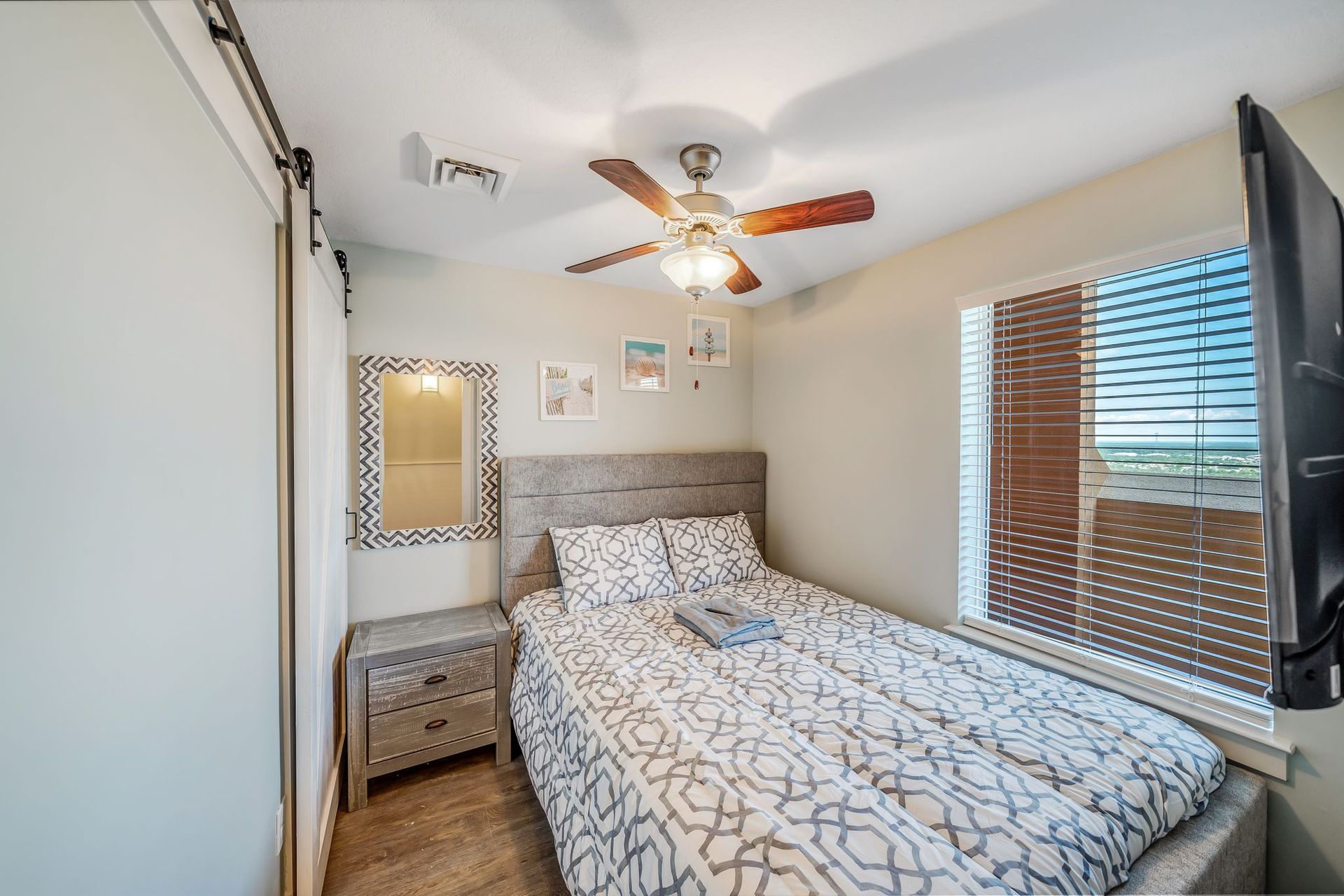 CALYPSO 3-2102 photo 16