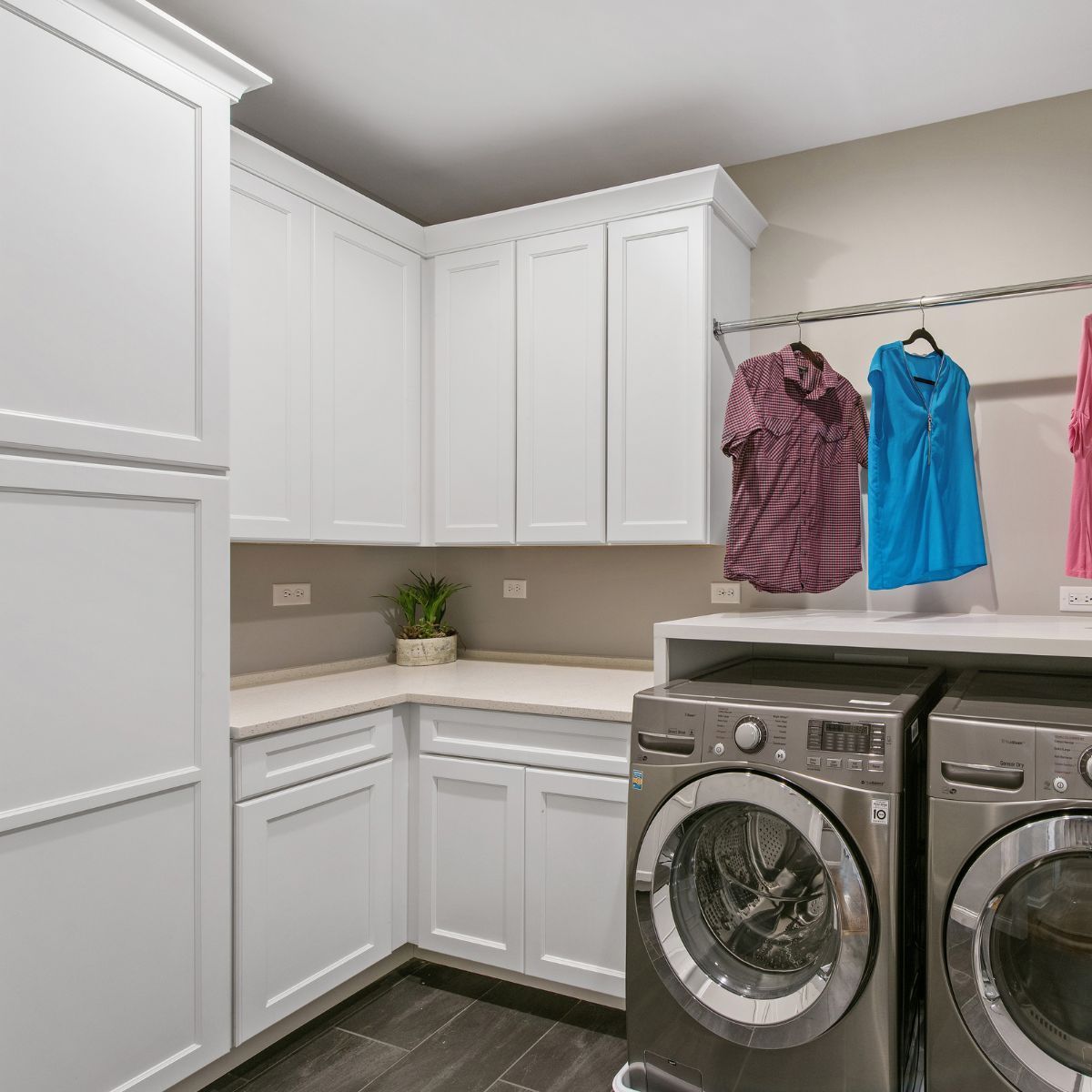 Laundry Room Design | Lutz, FL | Kitchen and Bath Outlet