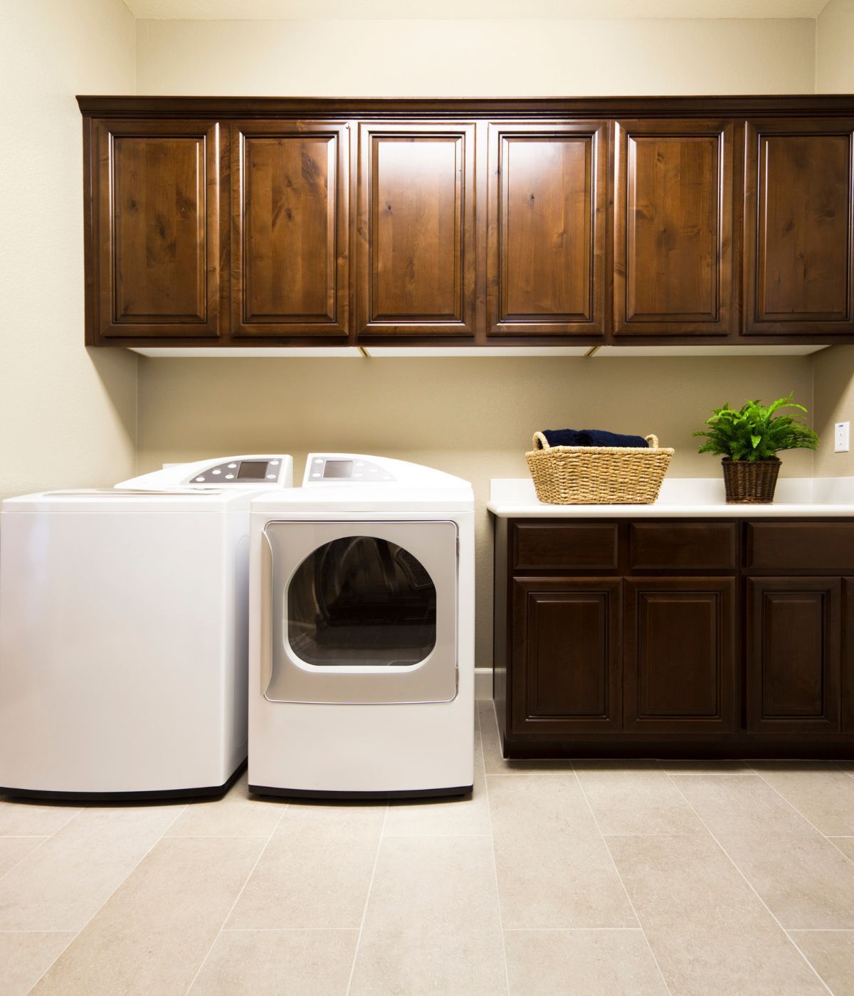 Laundry Room | Dade City, FL | Kitchen & Bath Outlet