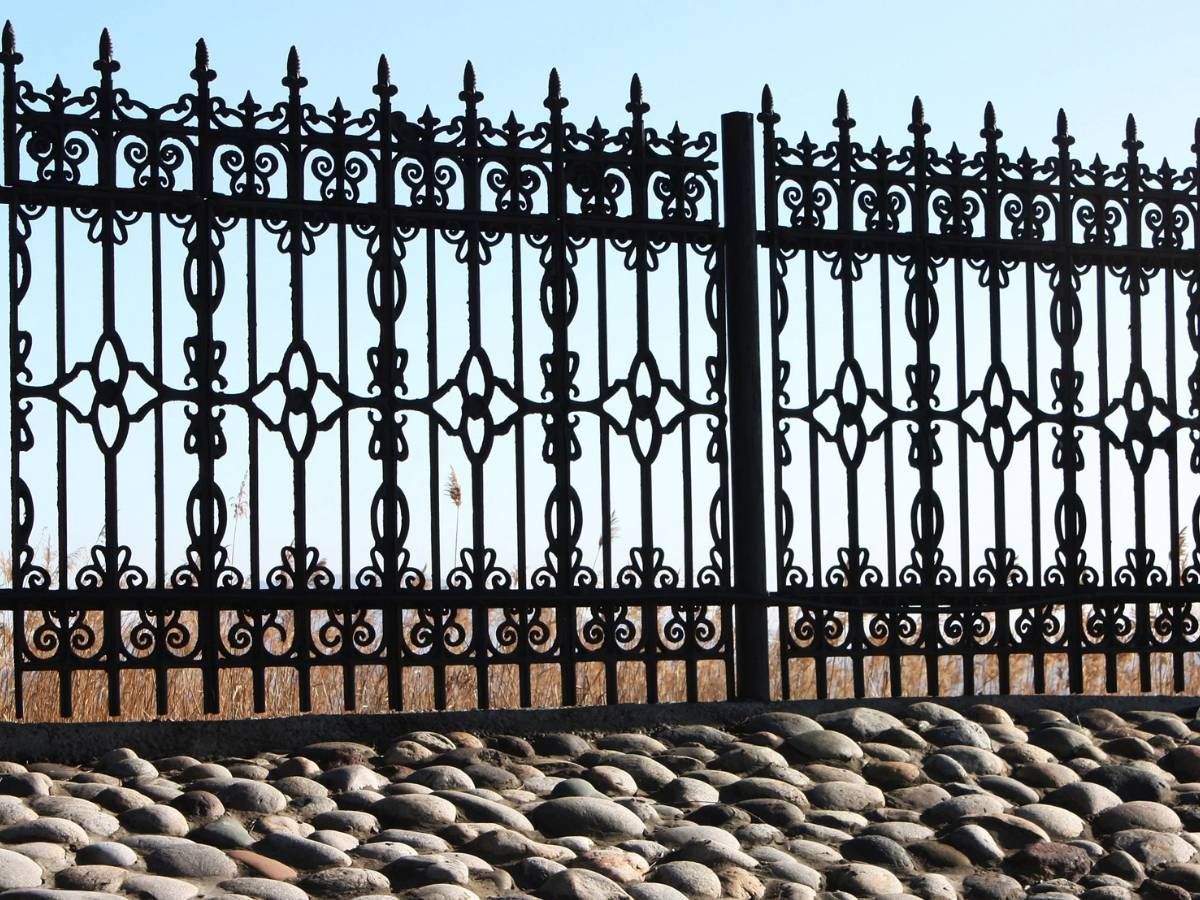 Metal Gates & Railings Derby metal fencing