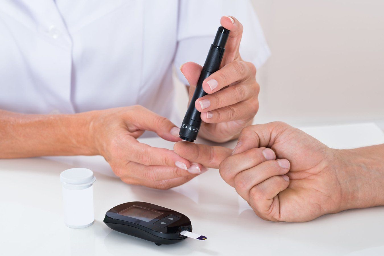 Blood Sugar Tests and Diabetic Advice