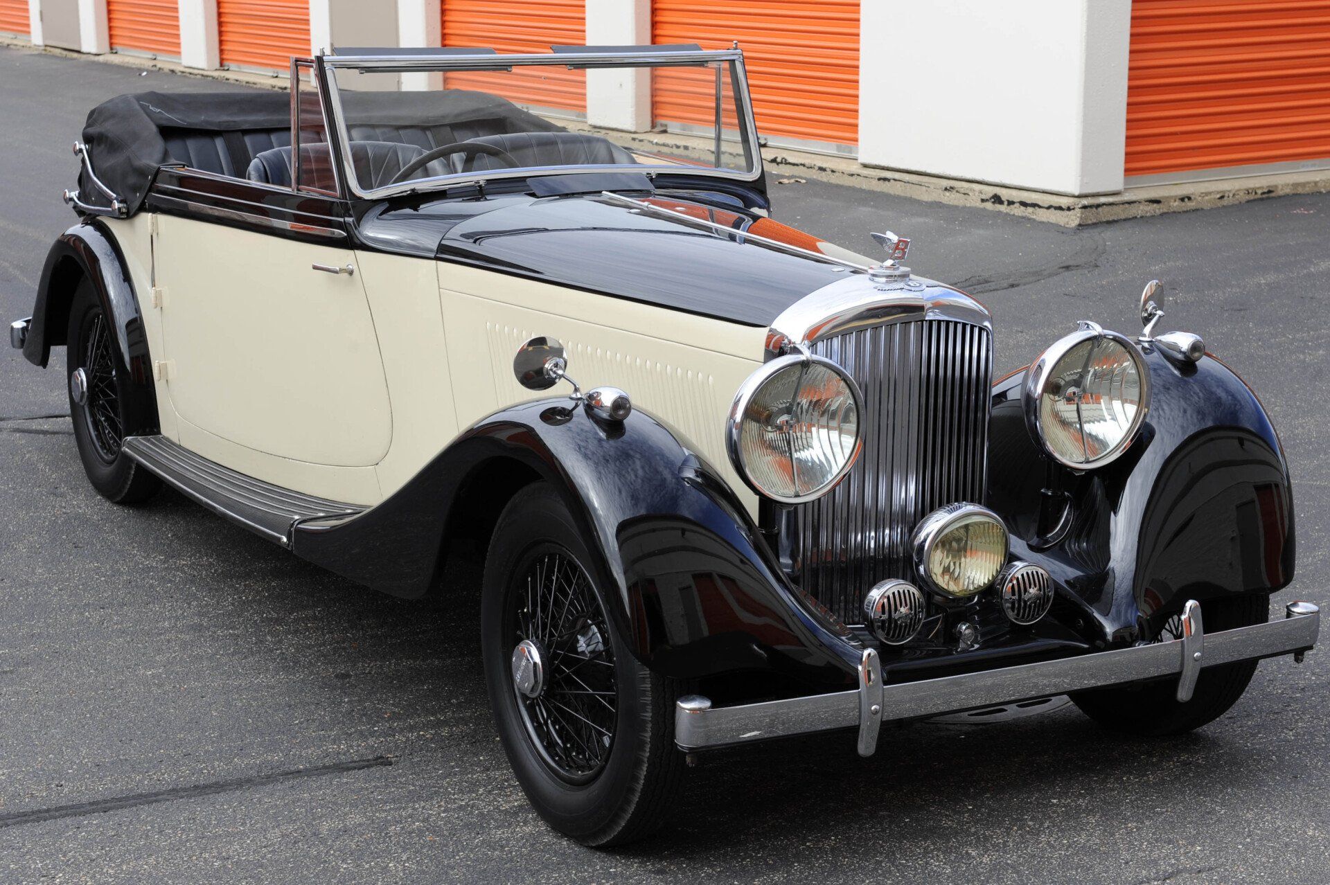 38' Darby Bentley