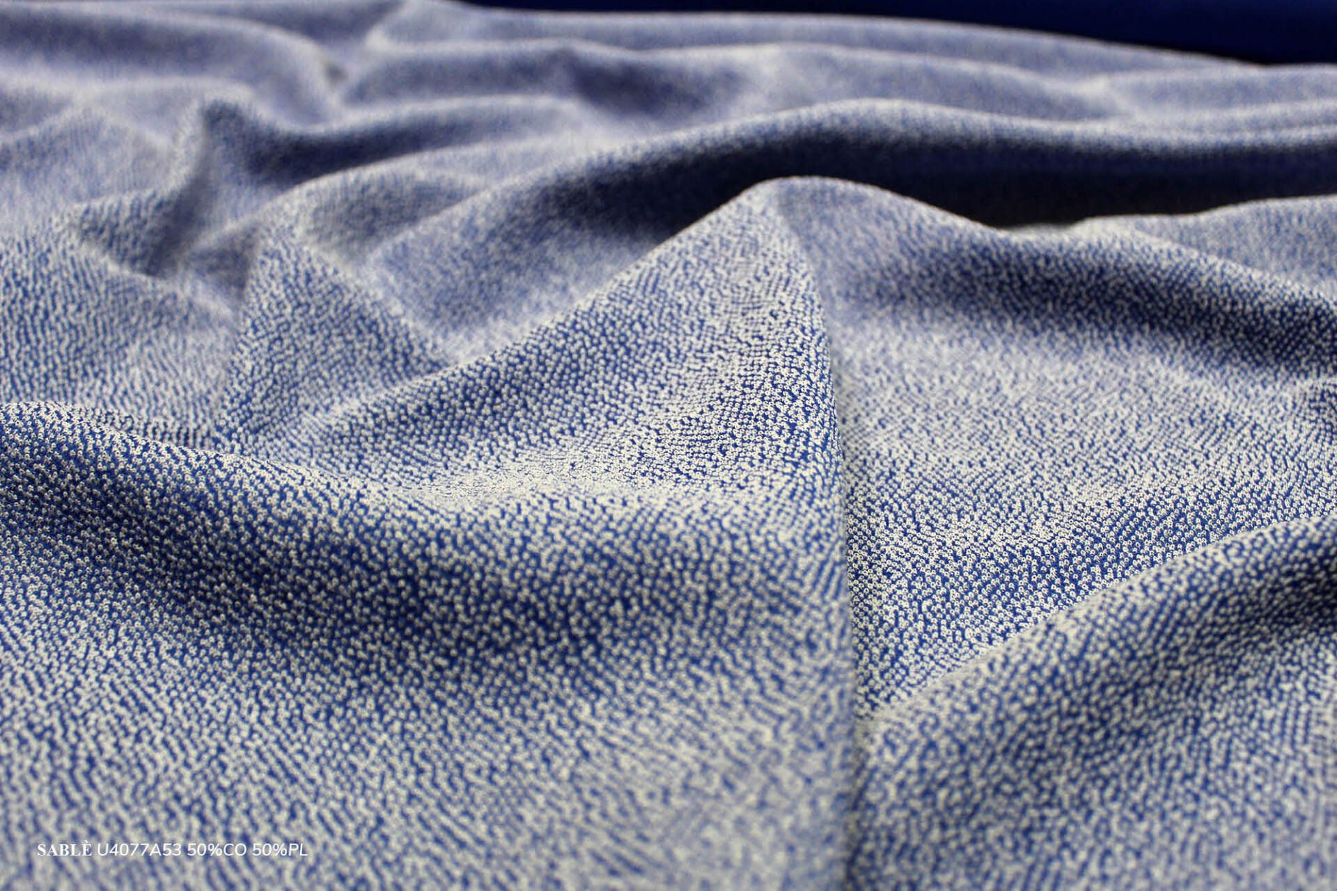 tessuto in jersey armatura in crepe con toni a contrasto