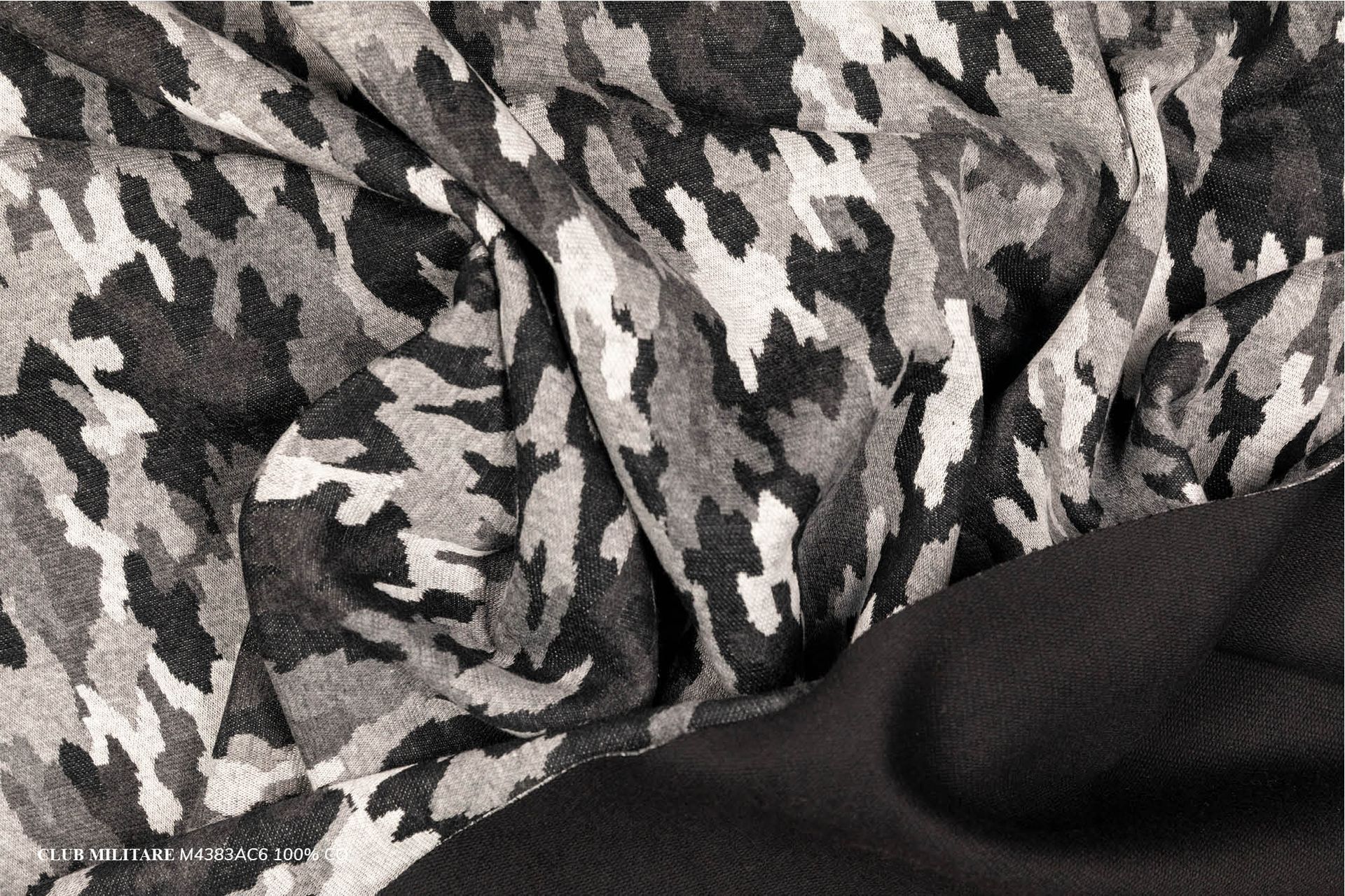 tessuto in jersey disegno mimetico Club Militare