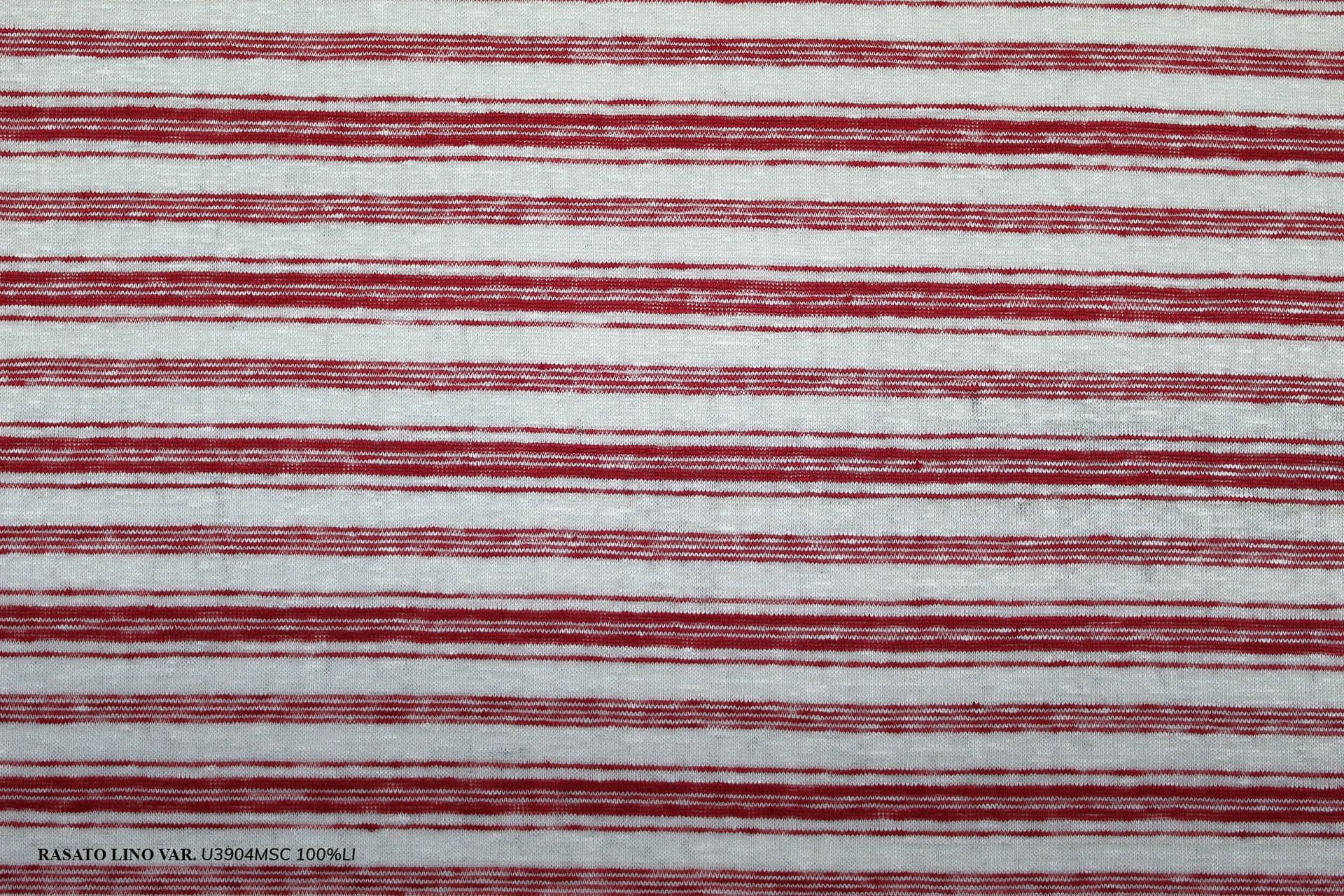 tessuto in jerseylino e righe colorate per un capo elegante e sportivo