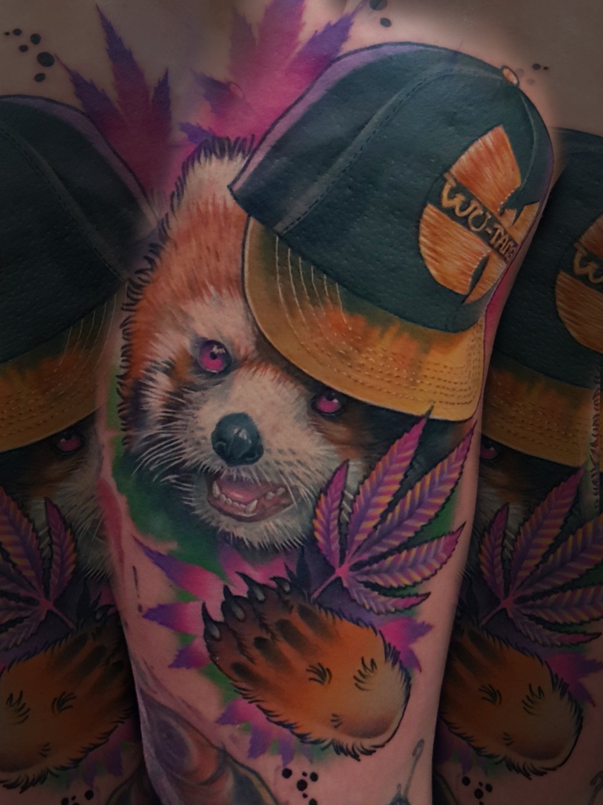 Wiesel Tattoo, Tiertattoo, Farbig, Geiles Tattoo, Farbrealismus, Color realism, zum weissen hai, zum weißen hai, Bad Boll, Göppingen, Stuttgart, Reutlingen, Ulm, Plochingen, Esslingen, Kirchheim, Weilheim, 0711, 0711 Nadelspiel, roehrig, Marlene Vogel, dope Tattoo