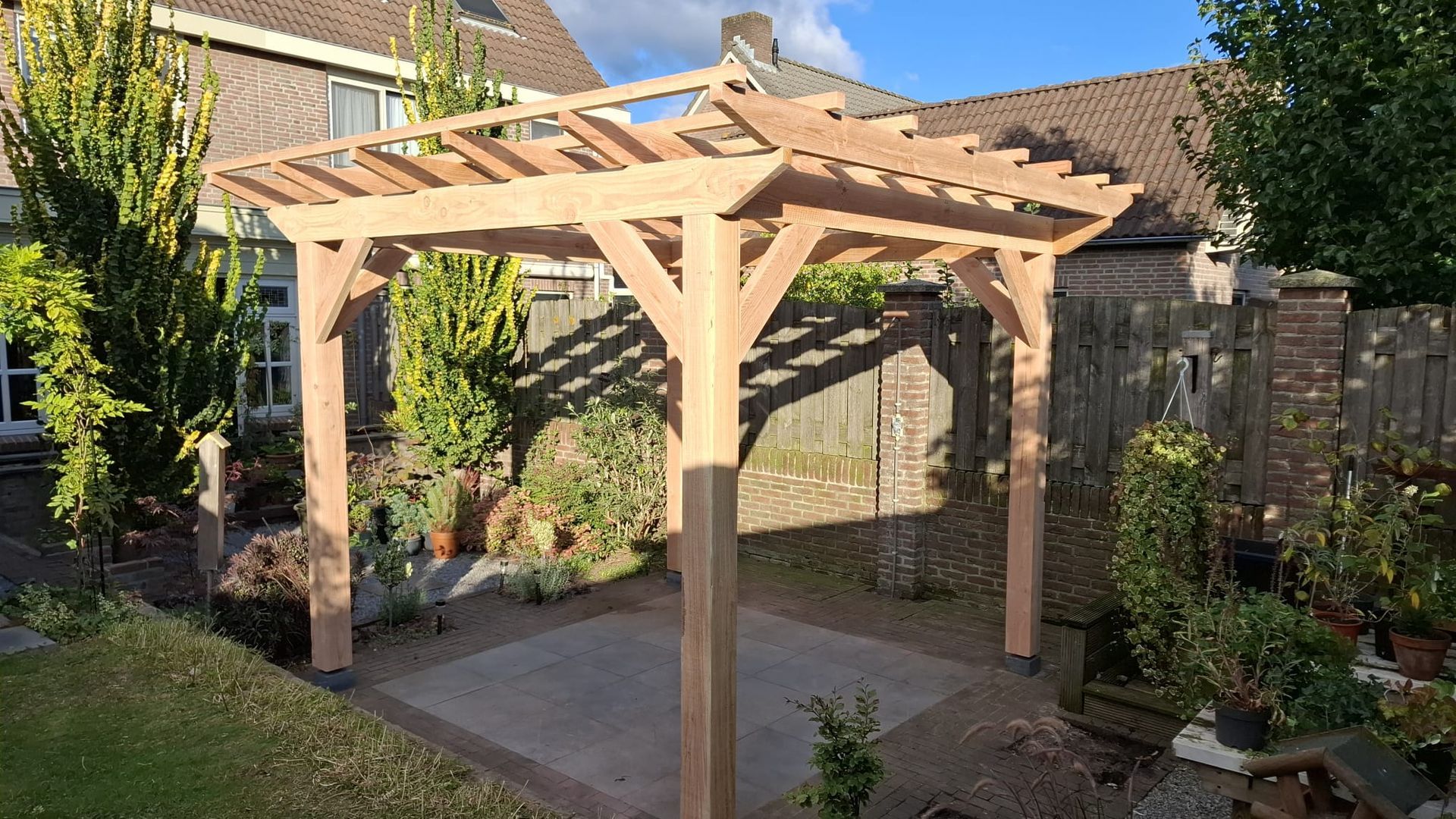 Pergola van 3x3 meter in Erp | Smans Houtbouw
