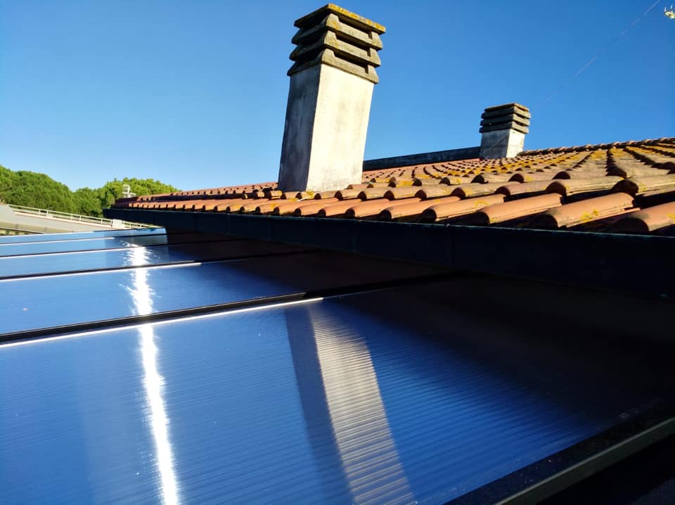 tettoia di una casa privata