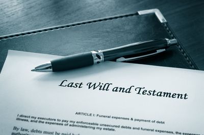 Lawyer — Last will and testament document with pen in Sandusky, OH