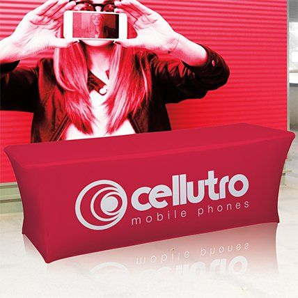 fitted table cloth for event set up