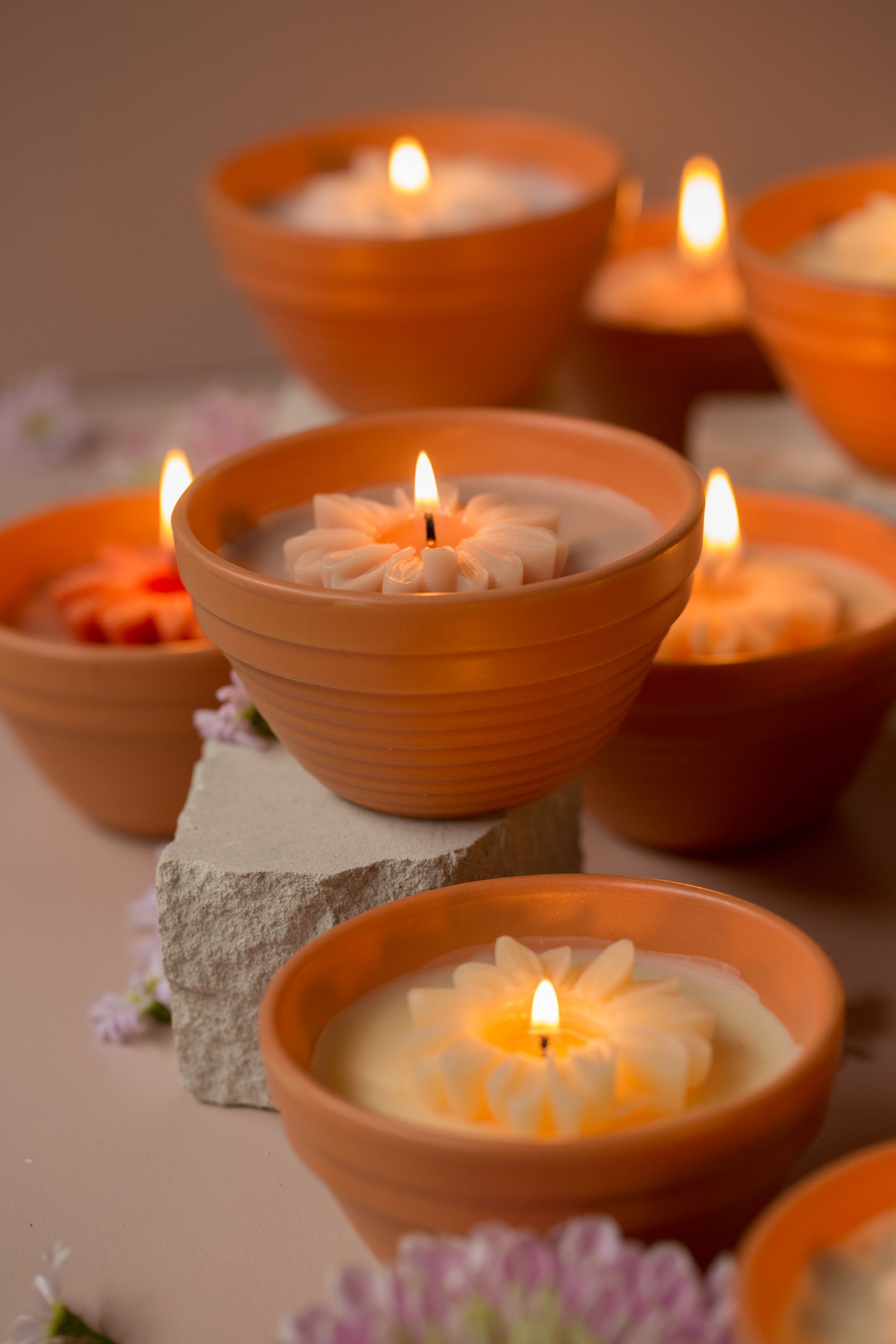 Rustik Lys - Flower Bowl Pale Banana - P.st.