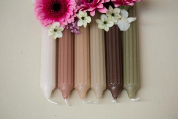 Rustik Lys Grooved Diner Kaarsen - Diverse Kleuren