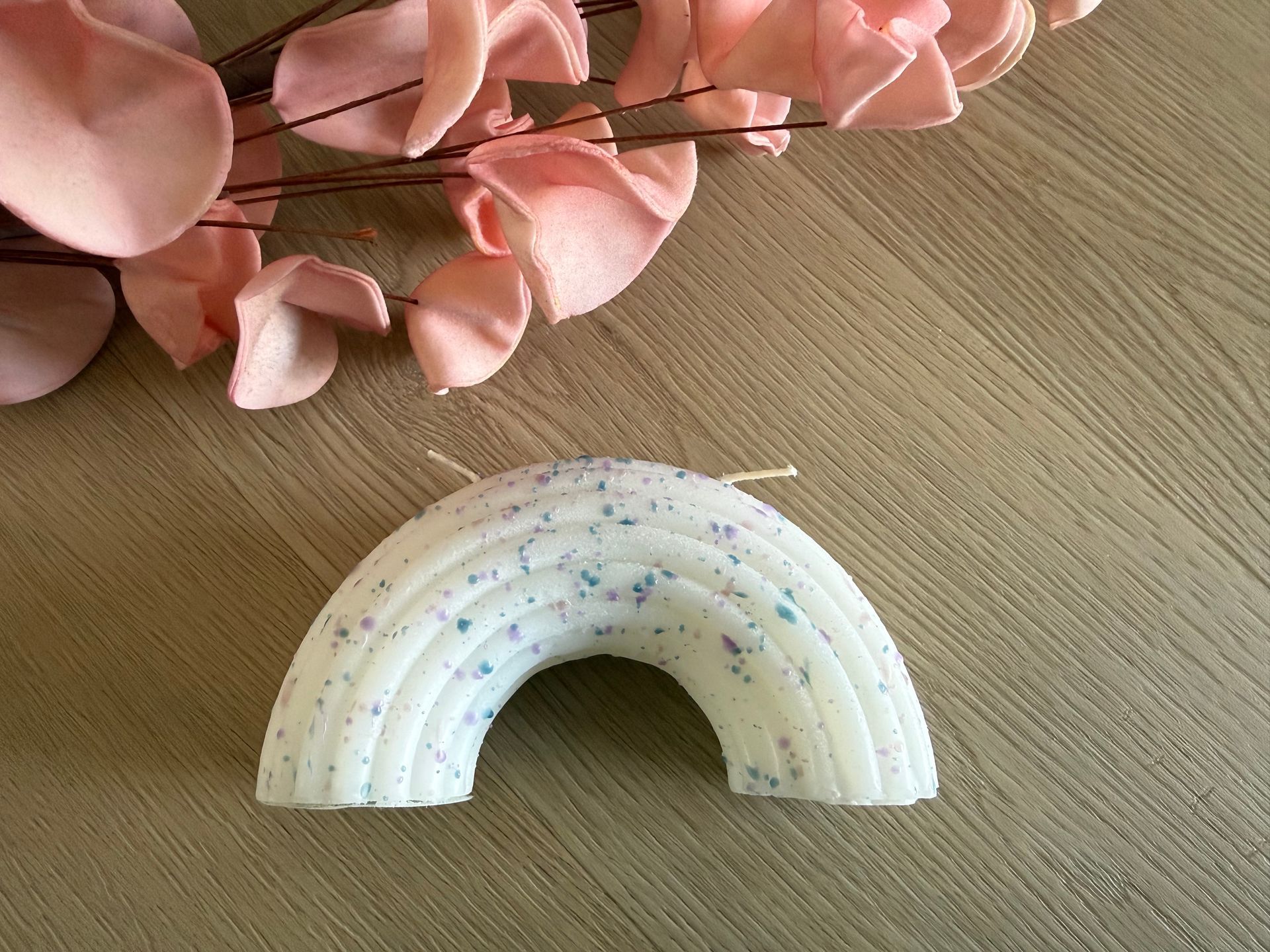 Branded By - Rainbow Candle - Dubbele lont