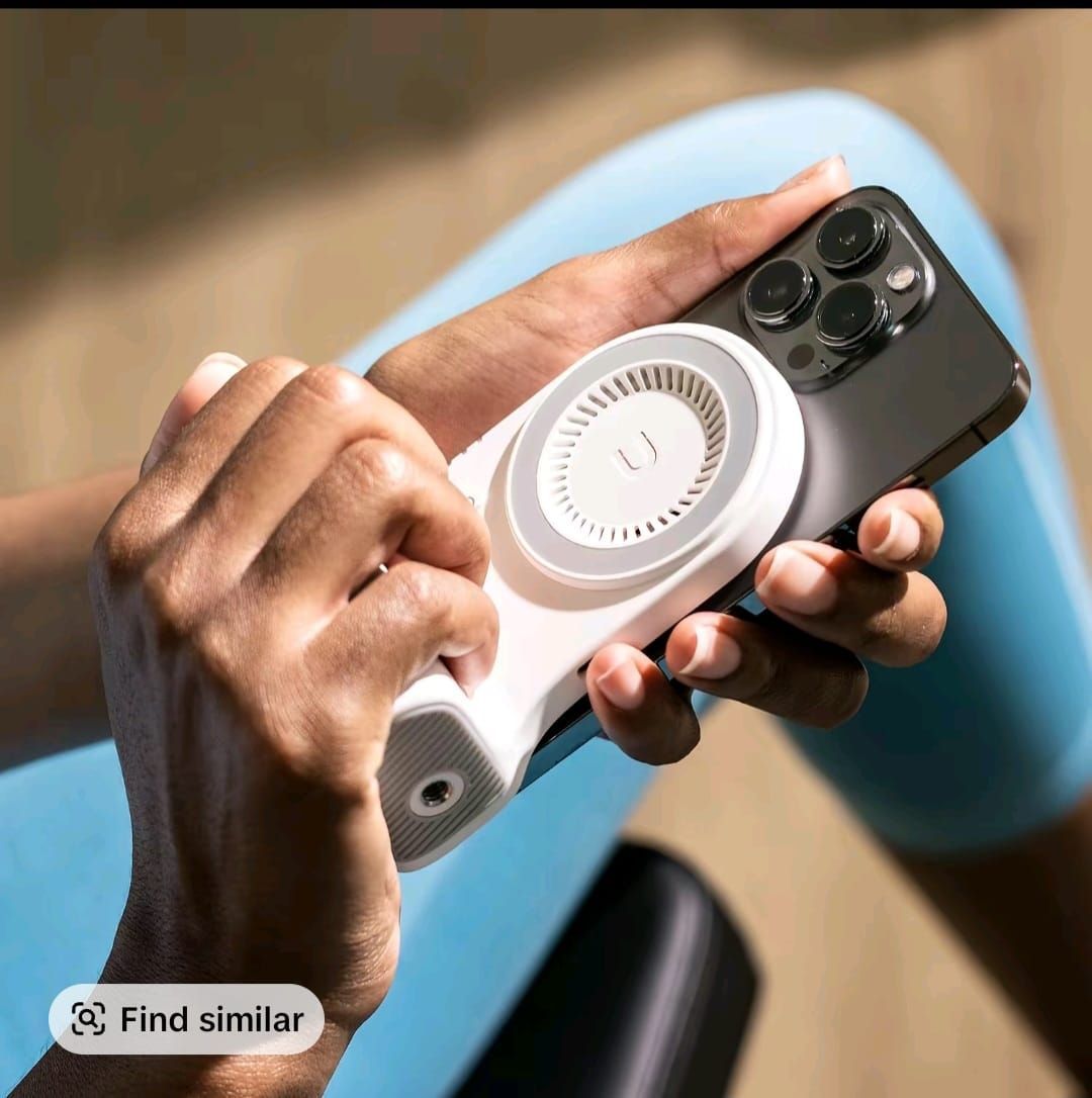 iPhone 17 Pro Camera Grip No Need App for iOS26, Compatible iOS17 and iOS18, Fun Shot Magnetic Grip for Phone Native Camera with Anti-Drop Detachable Remote and Convenient Keychain Hook