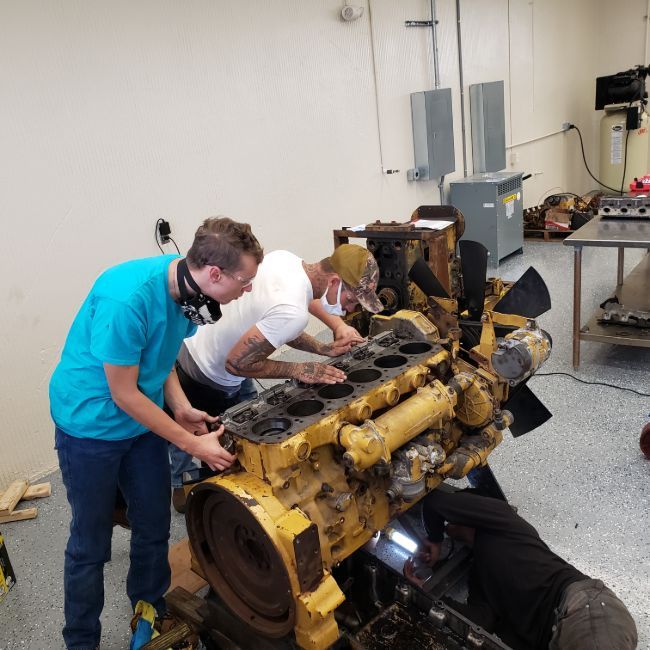 Clewiston Diesel School  hands on  training