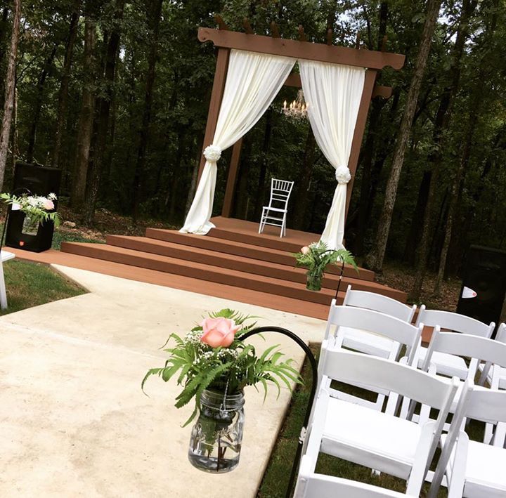 Outdoor Wedding Venues In Arkansas Barn Wedding