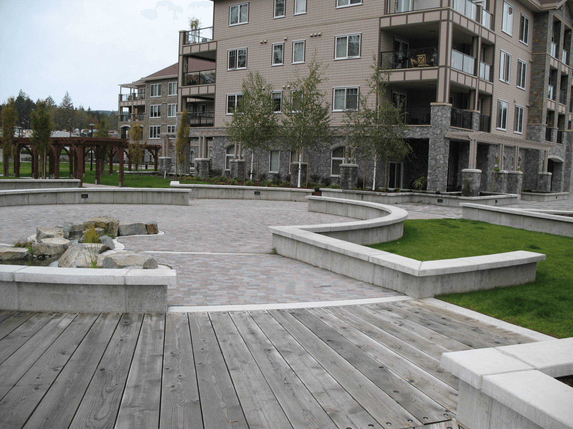 Commercial retaining wall installations and landscape walls for public seating in Victoria BC