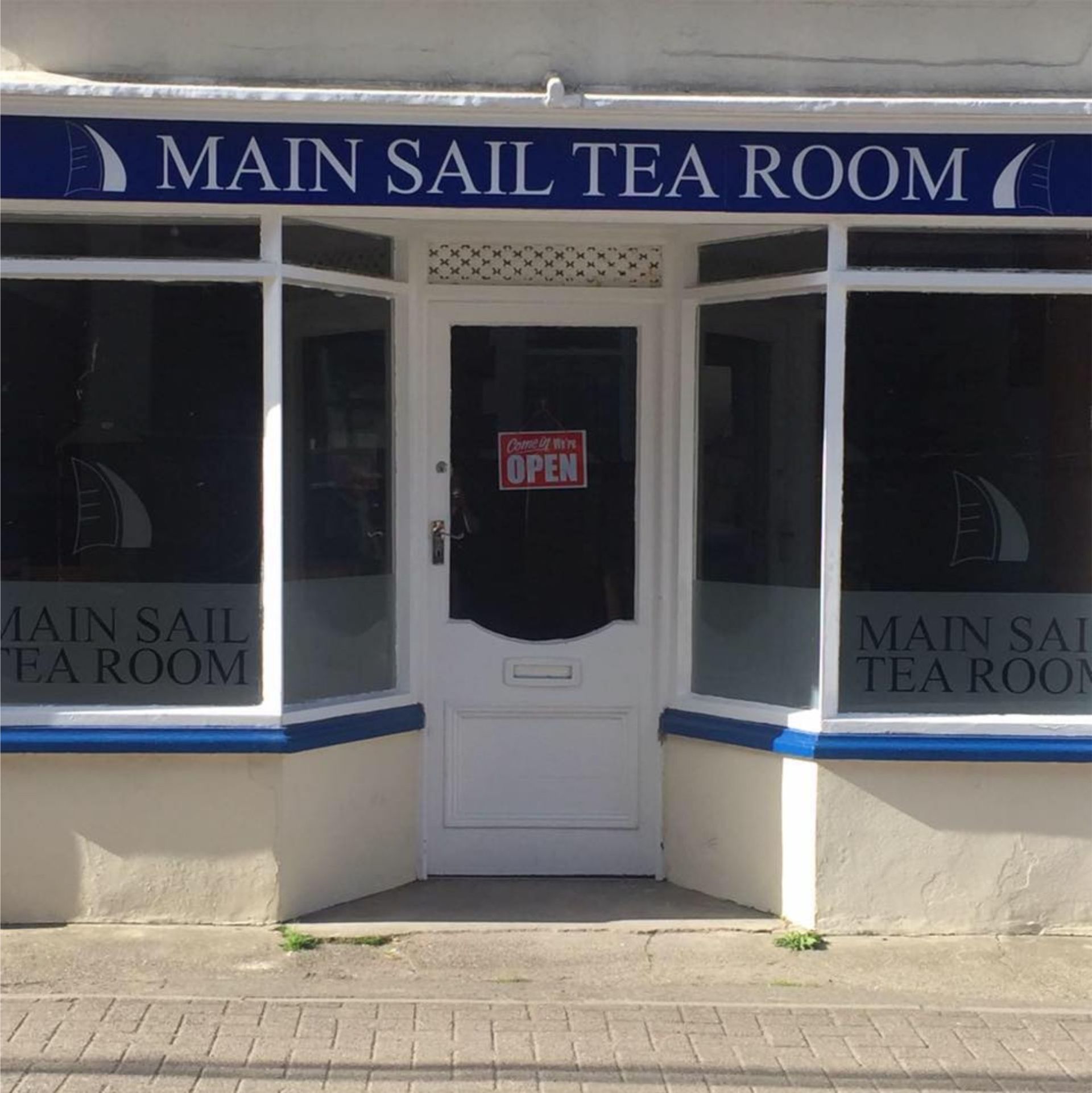 Main Sail Tea Room  in Westward Ho! Devon Uk