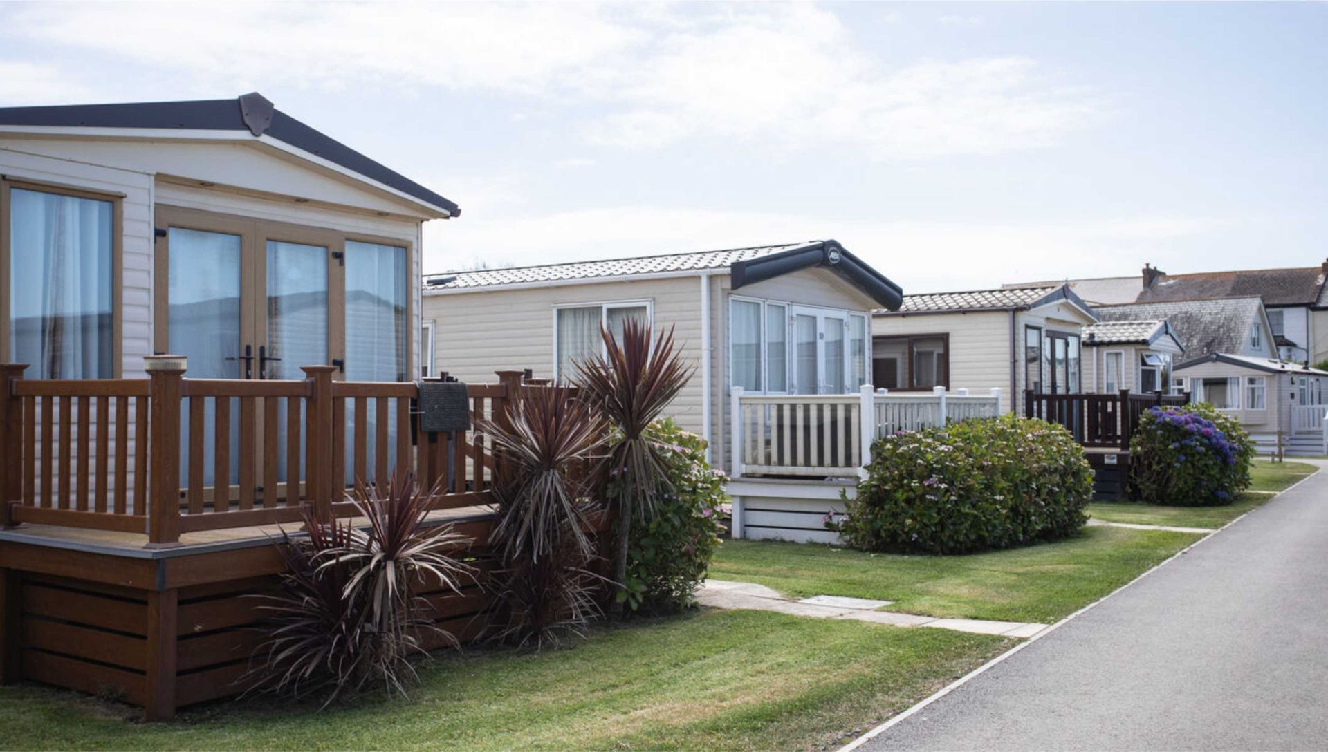 Beautiful accommodation in this UK holiday resort. You can also buy your own holiday home here. Westward Ho! is perfect for a weekend, short trip, staycation or UK holiday by the sea. Perfect postion for the ocean or village