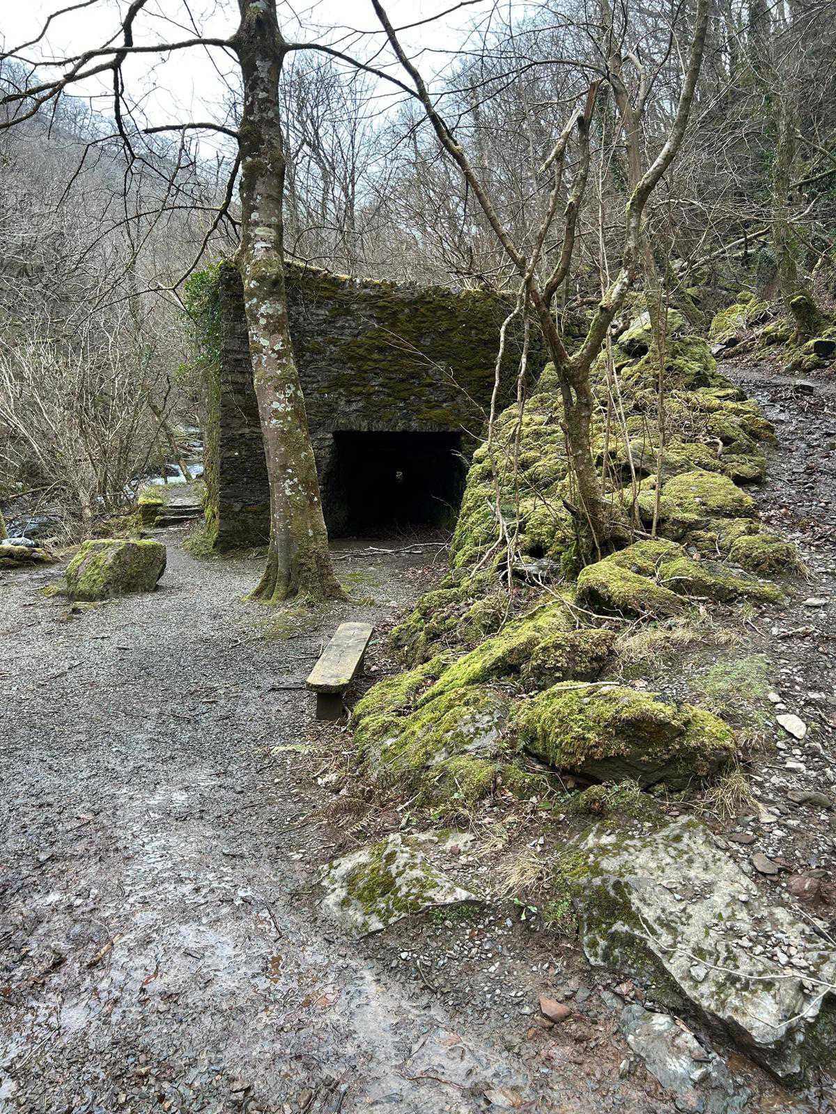 Lots of history can be found along the trail to Lynmouth, old fishing huts, kilns and other buildings. You are never quite sure what is around the next corner while following the Lynn river