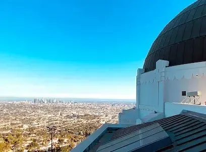 Tree Services West Covina – Overlooking the breathtaking Los Angeles skyline, this image captures the iconic Griffith Observatory with its striking architecture and panoramic city views.