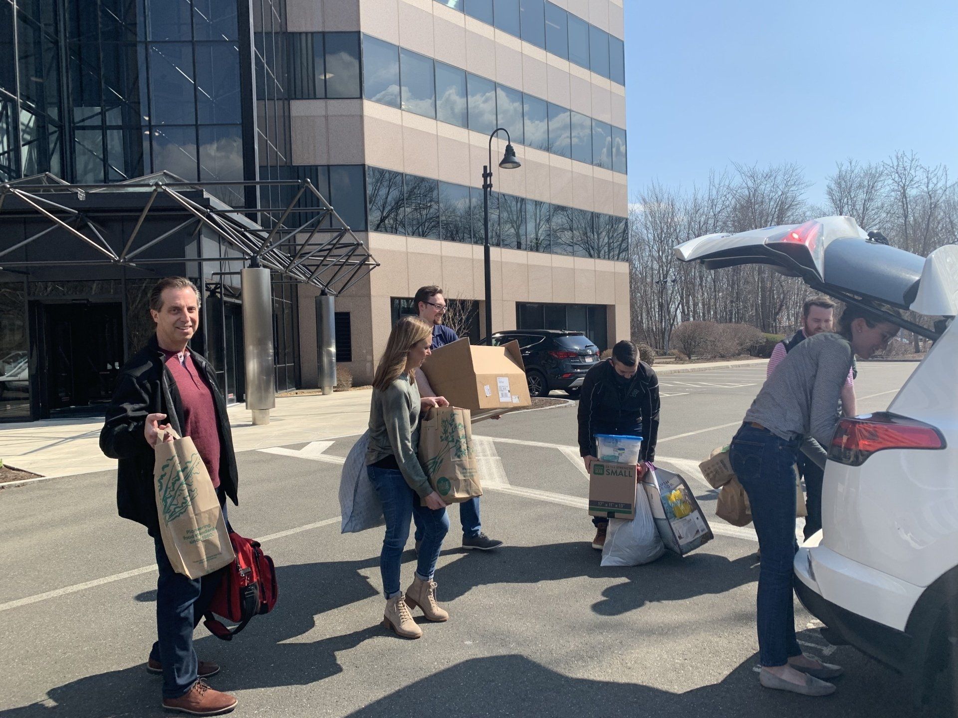 MBK Links Up with Full Gospel Church to Send Supplies to the Ukraine