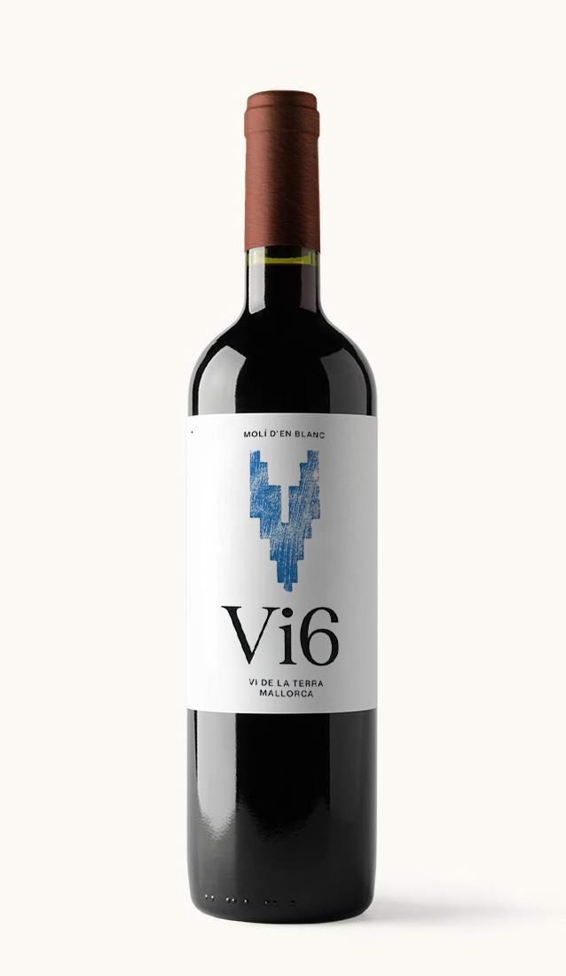 Una botella de vino blanco Vi6