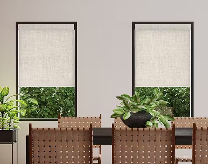 Roller Shades: Minimalist and Functional