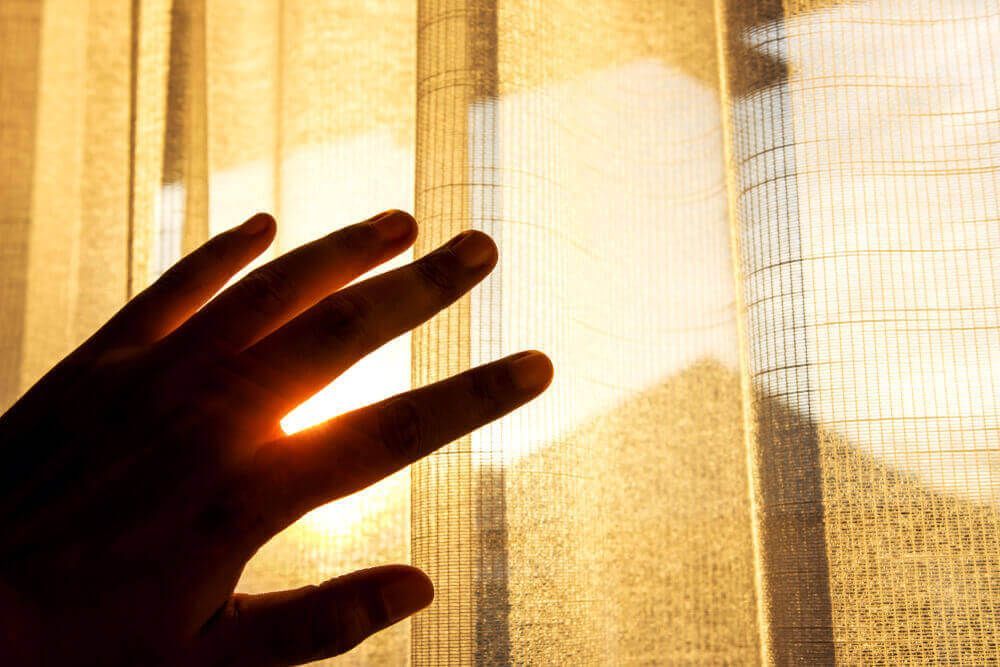 Why Direct Sunlight Causes Fading