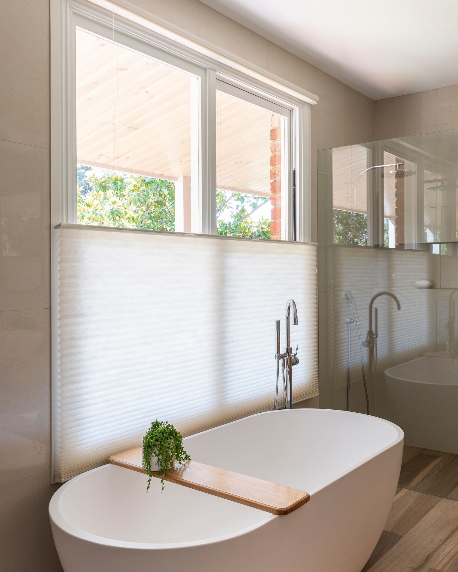 Window Treatments That Offer Privacy and Light
