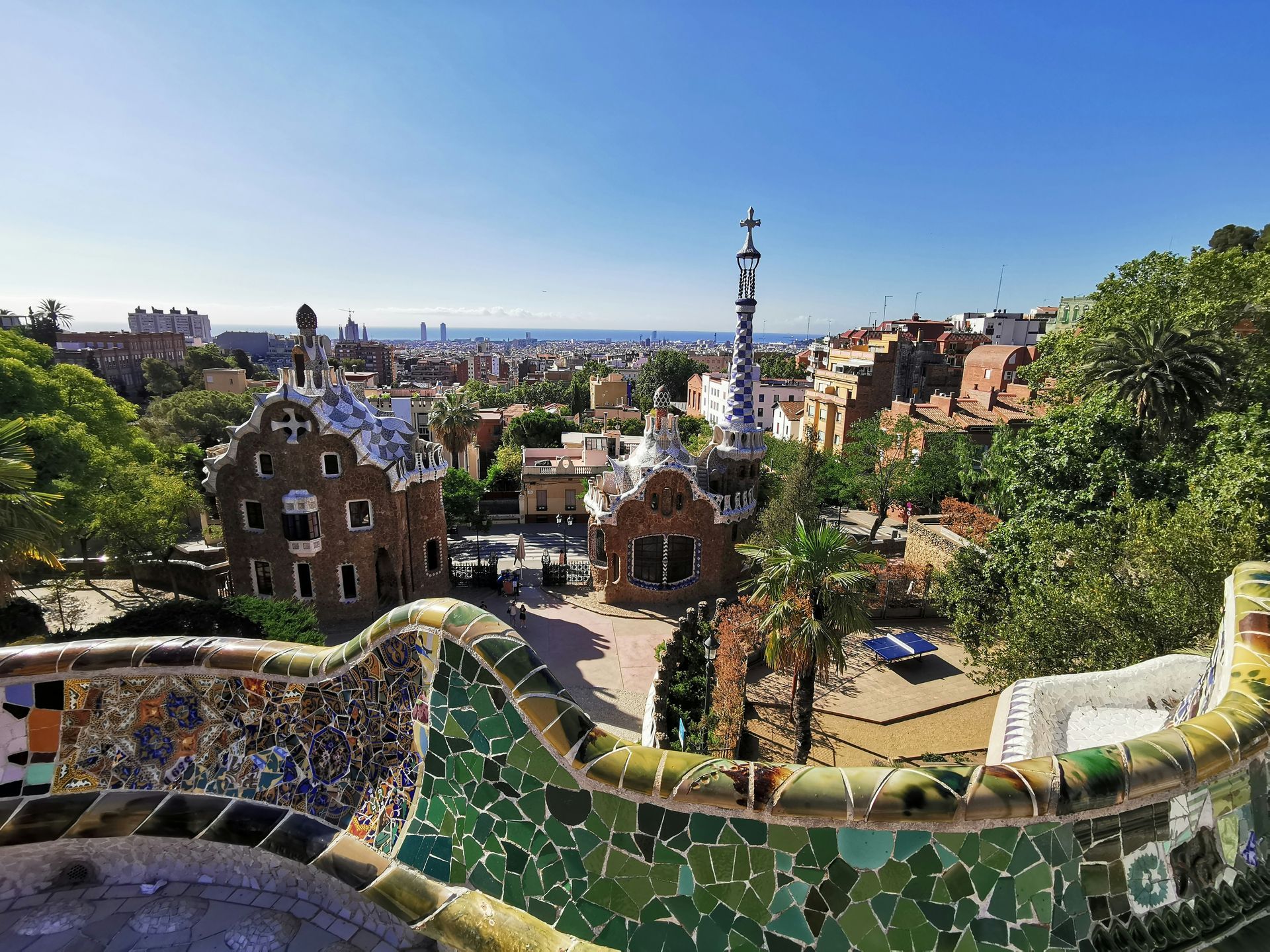 Discover Barcelona’s Magical Park Güell: Book Your Guided Tour Today!