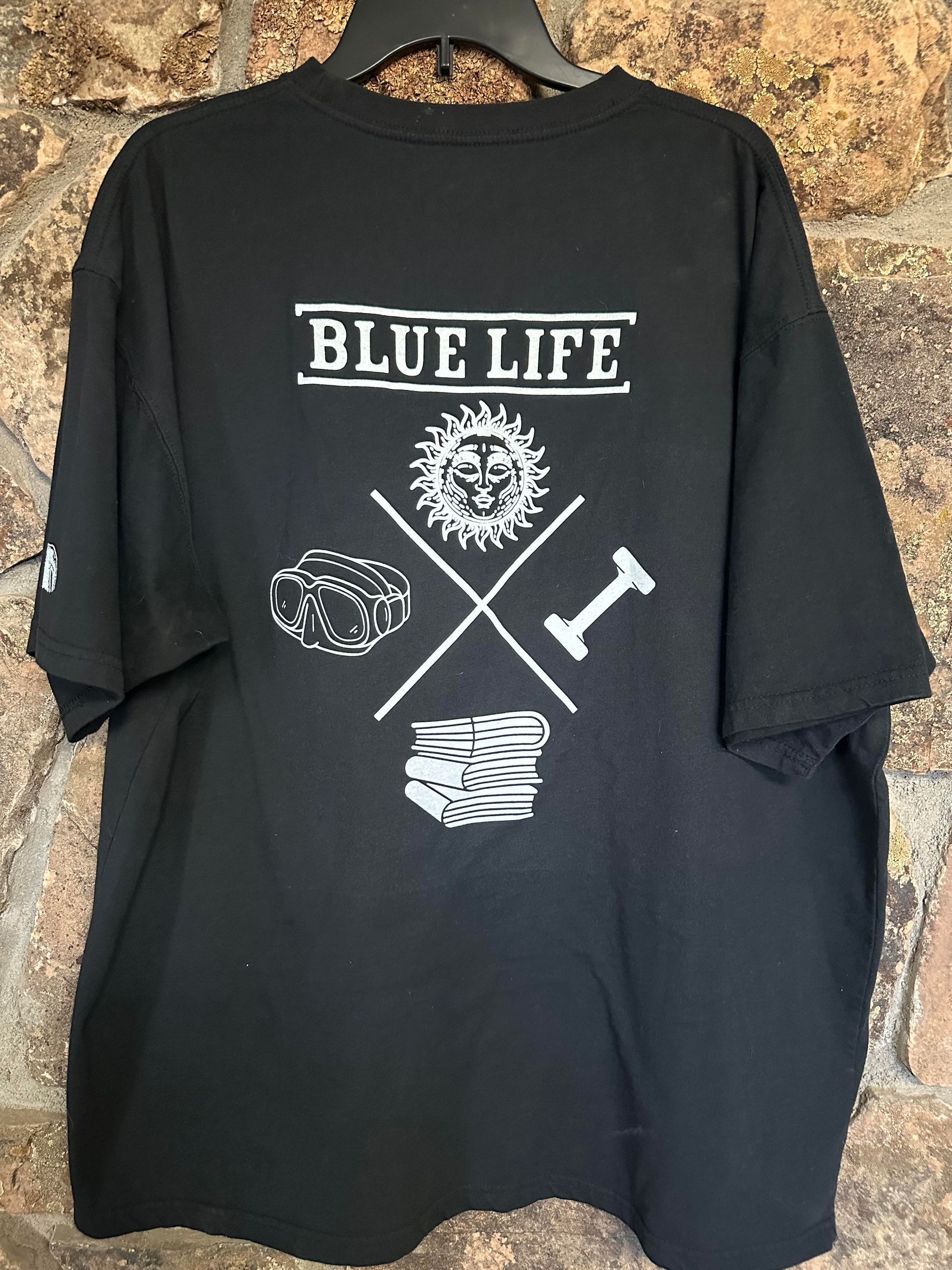 Unisex T-shirt with Pocket