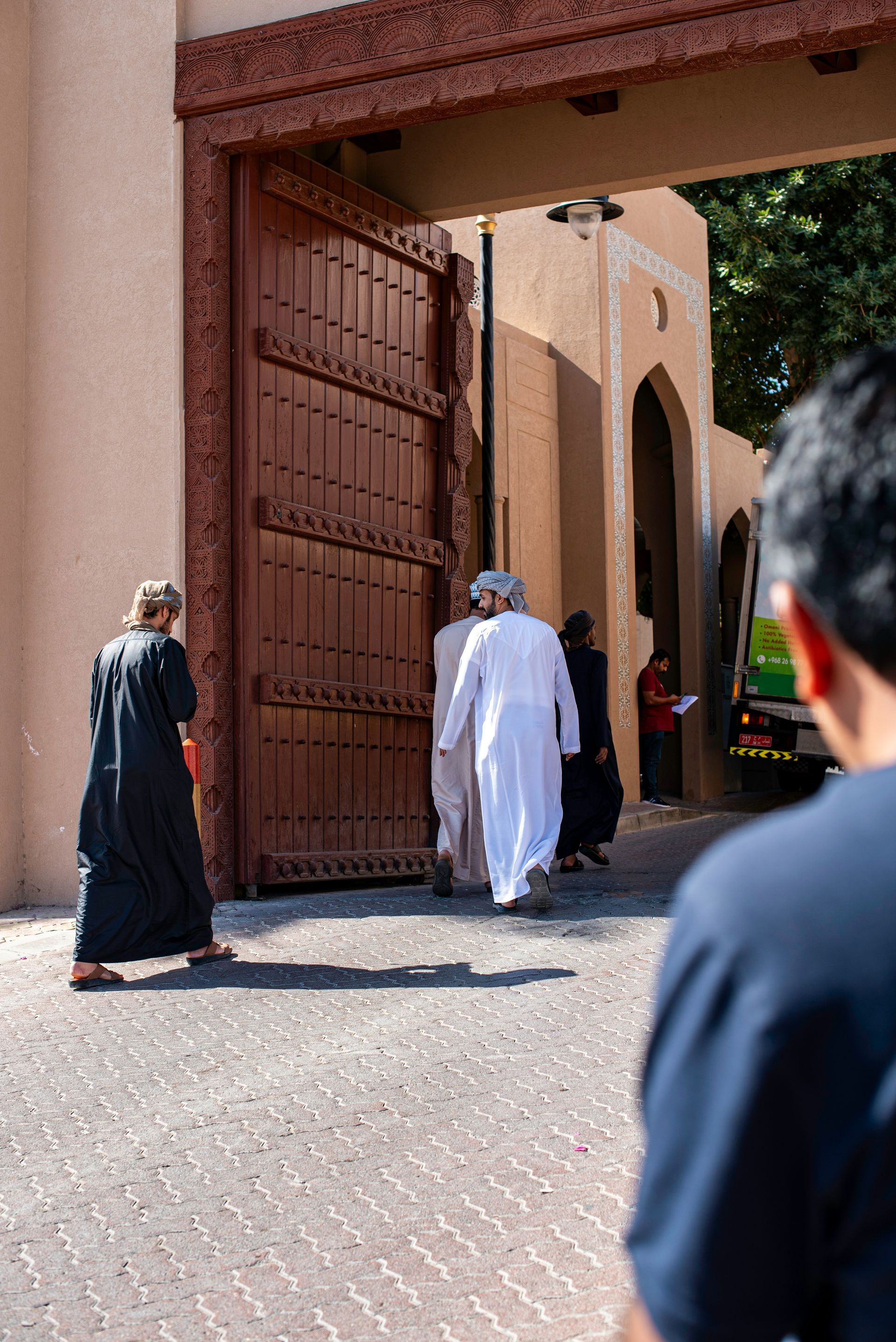 Mountainous landscape of Jebel Shams, Oman’s highest peak, with hiking trails