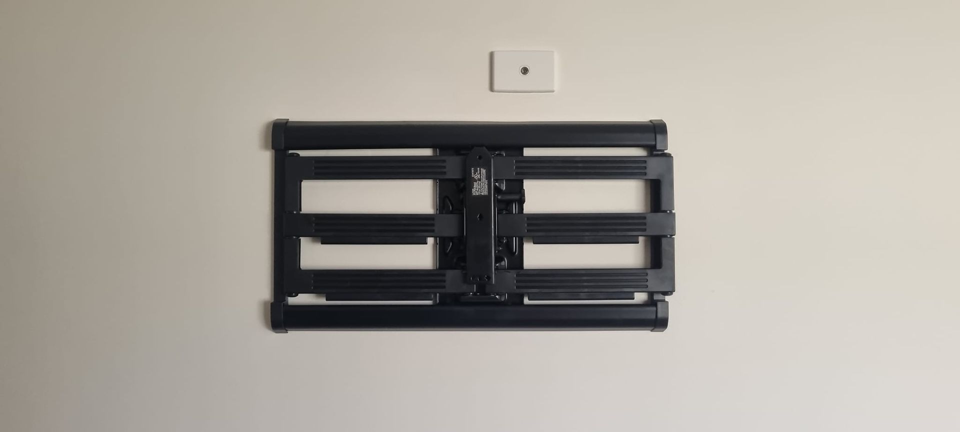 A TV Wall Mount — Highfields Antennas In Cabarlah, QLD