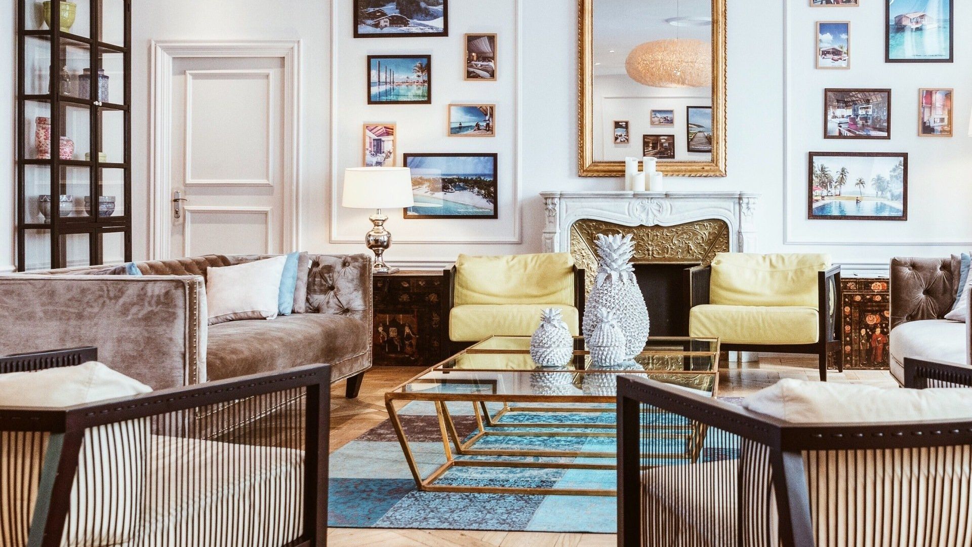 A living room filled with furniture and a fireplace.