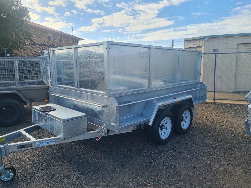 New Finish Hydraulic With Two Wheels — Drop Deck Trailers In Bundaberg QLD