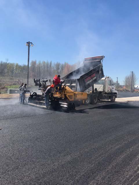 Gallery Asphalt — Paving Machine in Paducah, KY
