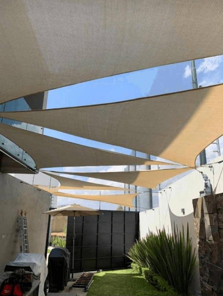 MAMALONAS – VELARIAS