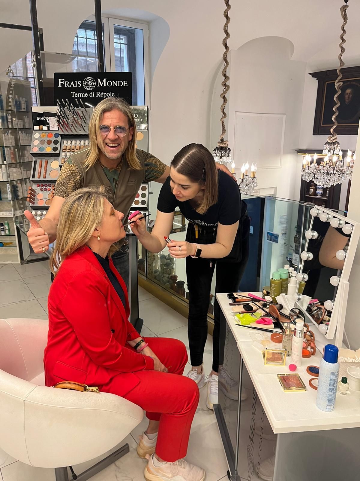 truccatrice antica Farmacia di Brera Milano