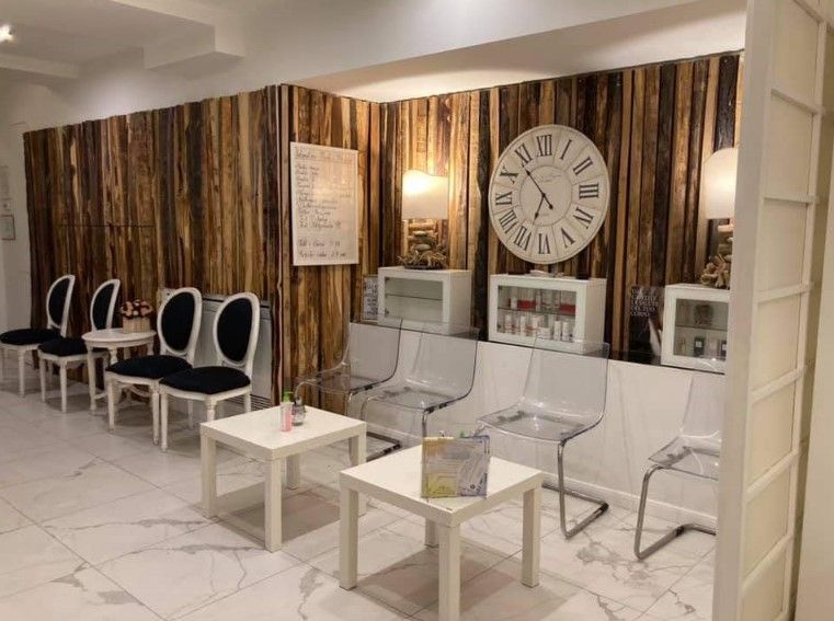 sala d'attesa laboratorio Antica Farmacia di Brera Milano