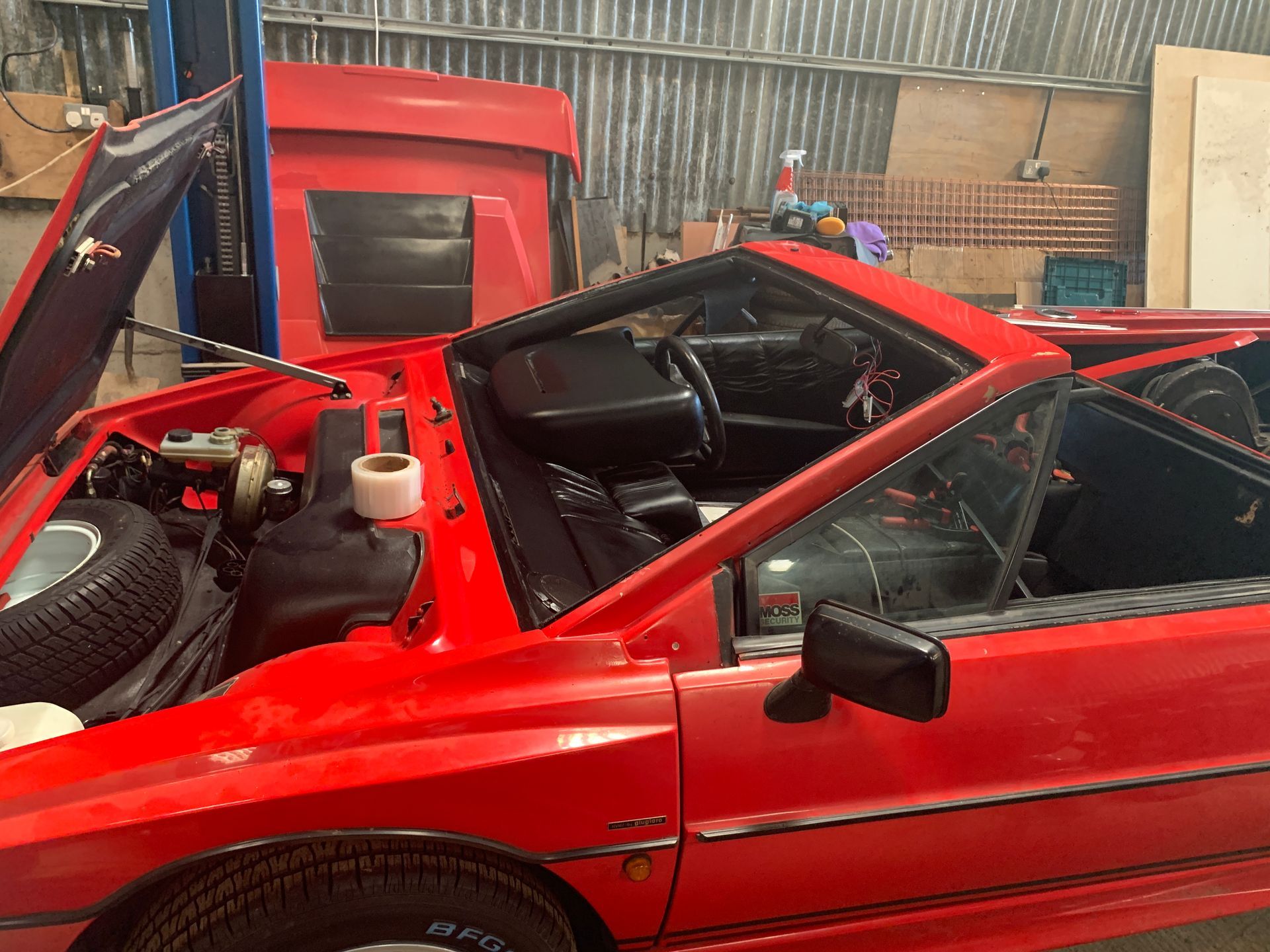 Eziglass - Vehicle Glazing Services gallery image. Lotus Esprit windscreen remove and refit.