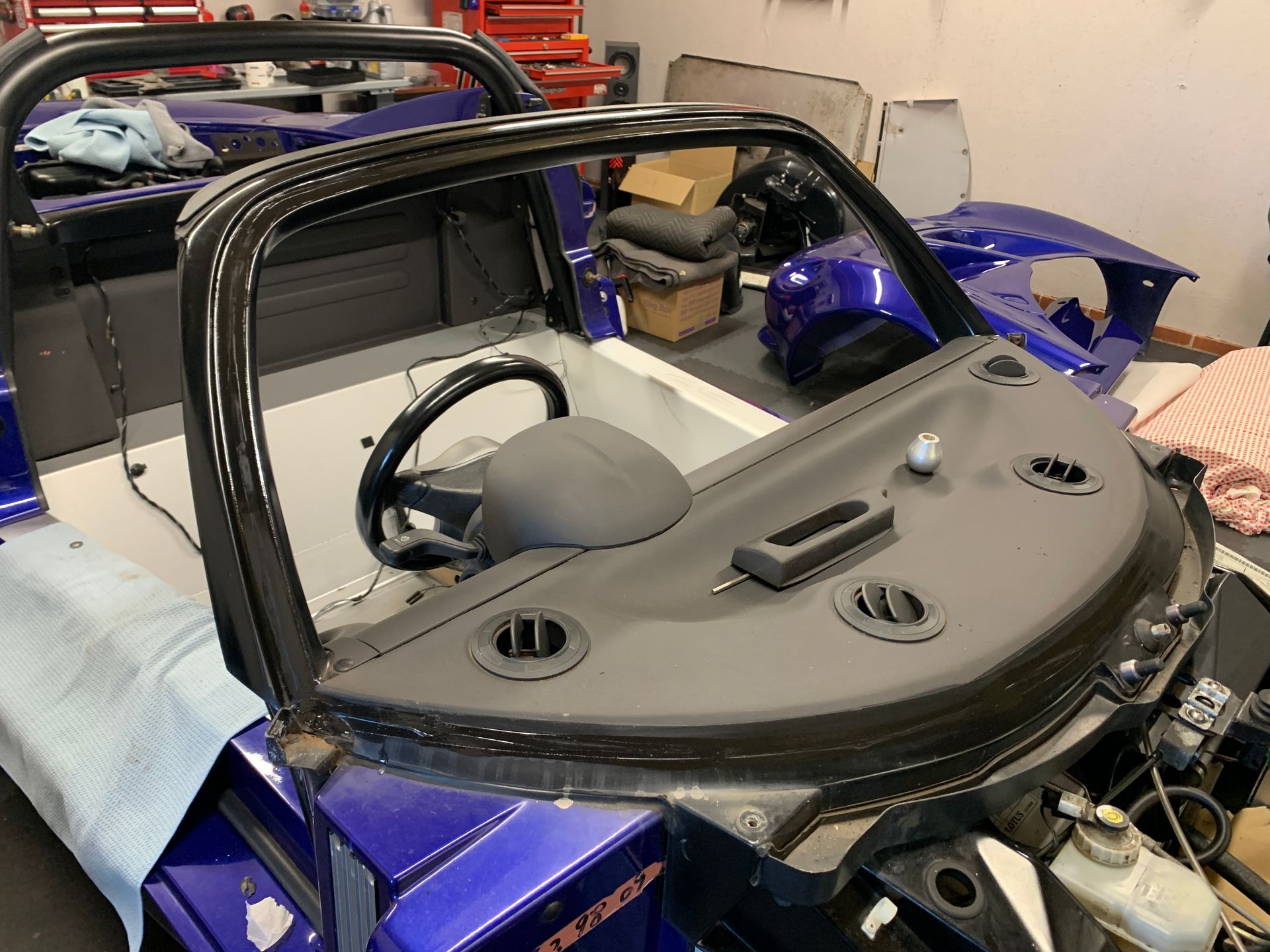 Eziglass - Vehicle Glazing Services gallery image. Lotus elise windscreen replacement