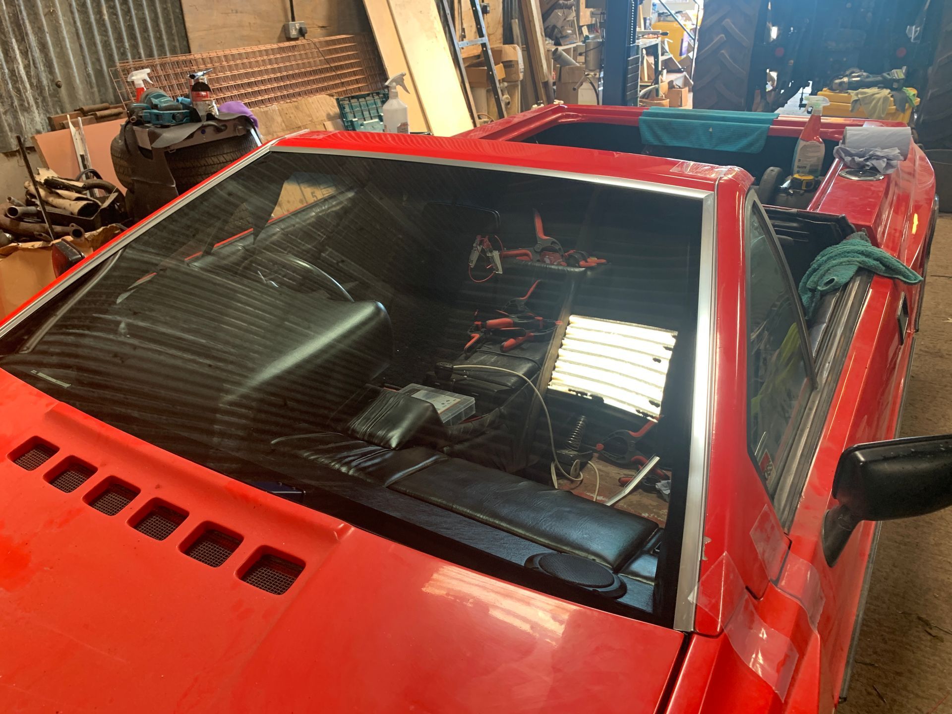 Eziglass - Vehicle Glazing Services gallery image. Lotus Esprit windscreen remove and refit.