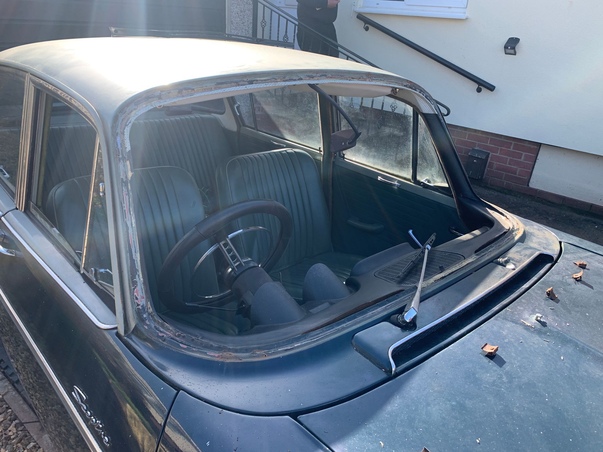 Eziglass - Vehicle Glazing Services gallery image. Escort mk2 windscreen rubber and chip repair.