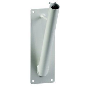 supporto a muro chiaro per una bandiera