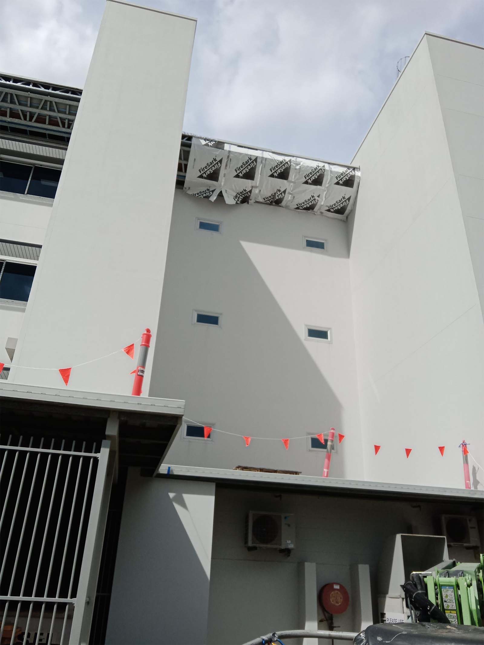 Commercial Carpenter For Wall Lining