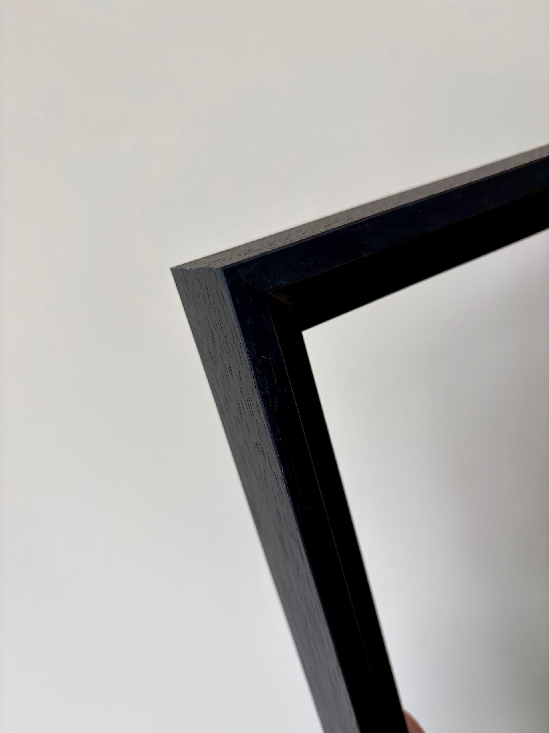 Frame in Black