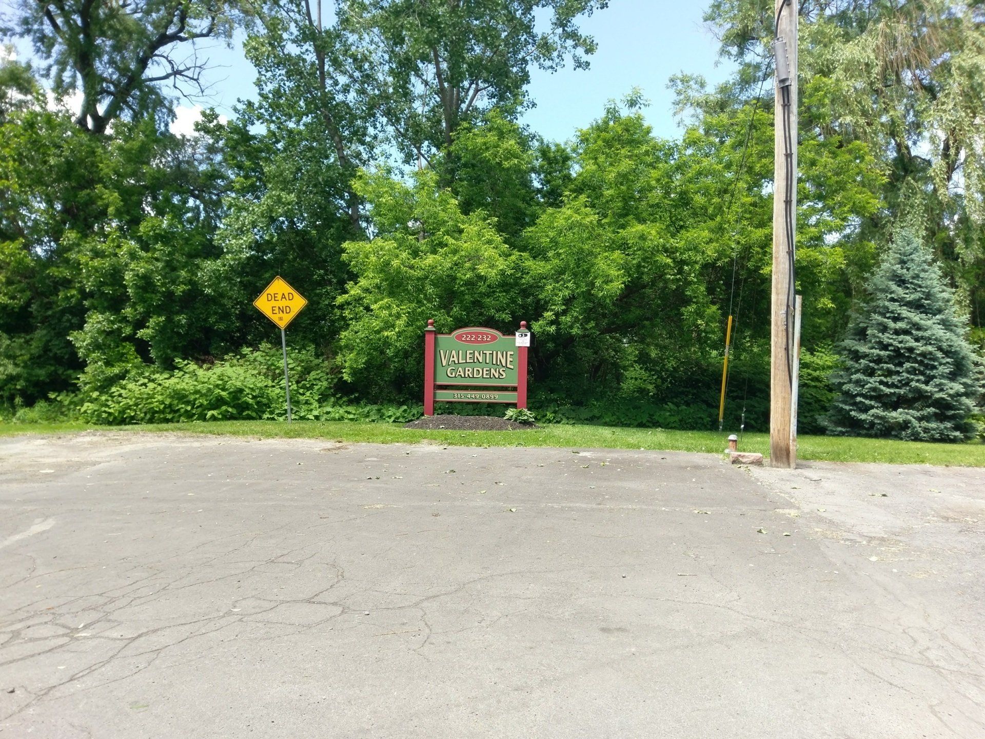 Valentine Gardens sign