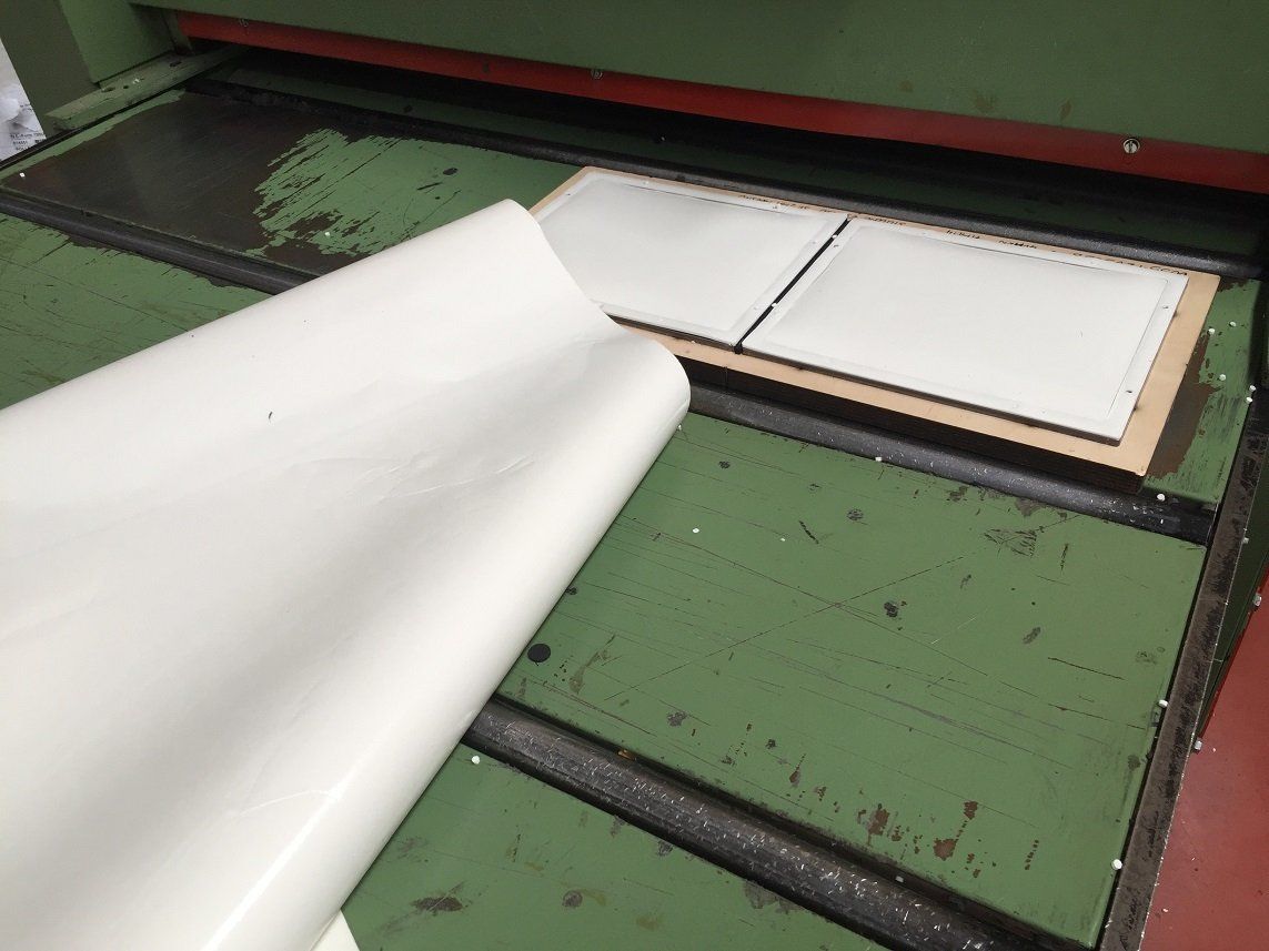 strumenti e materiali per la realizzazione di guarnizioni