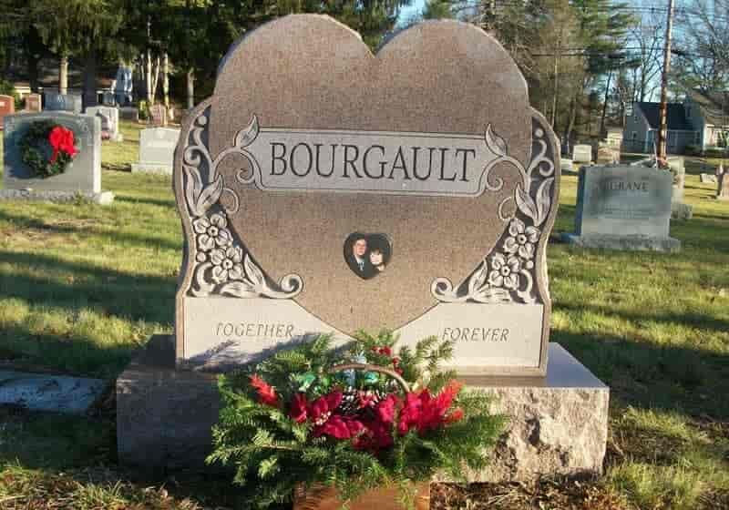 Heart-shaped tombstone with 